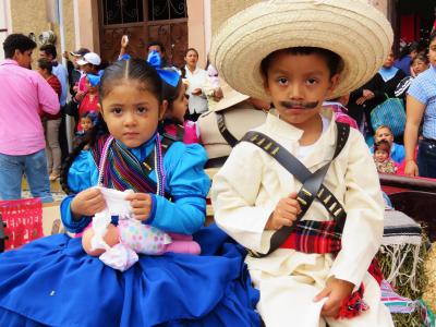 Jardines de Niños Desfilan por la Revolución Mexicana